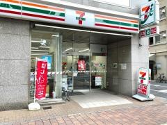 セブンイレブン　岡山桃太郎大通り店