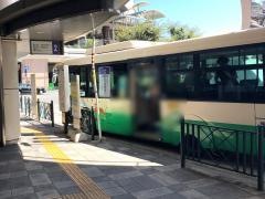 「生駒駅北口」バス停留所