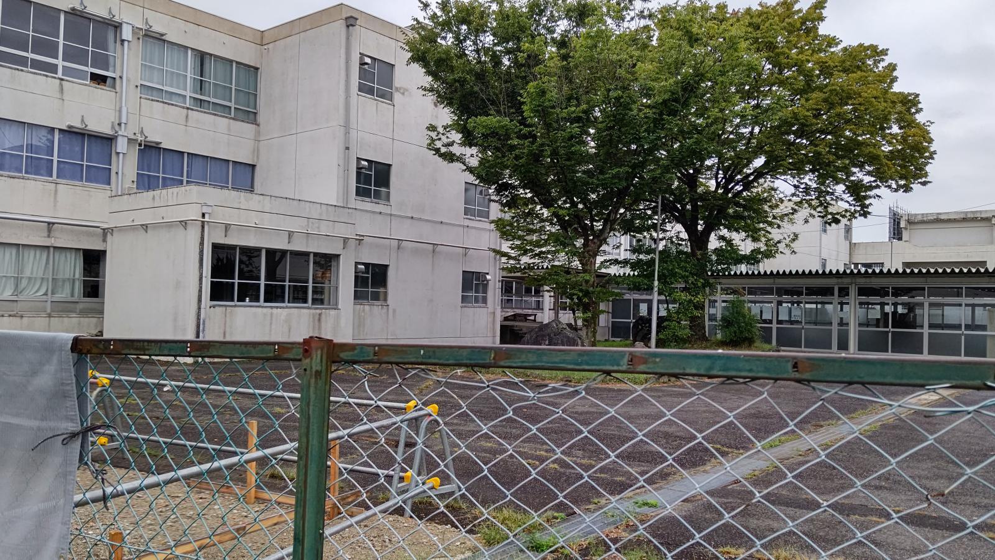 春日井 市立 東部 中学校