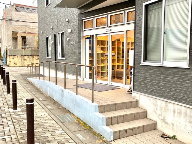 ラフェスタ吉川