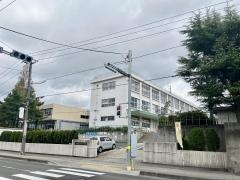 黒松小学校