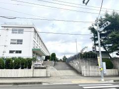 黒松小学校