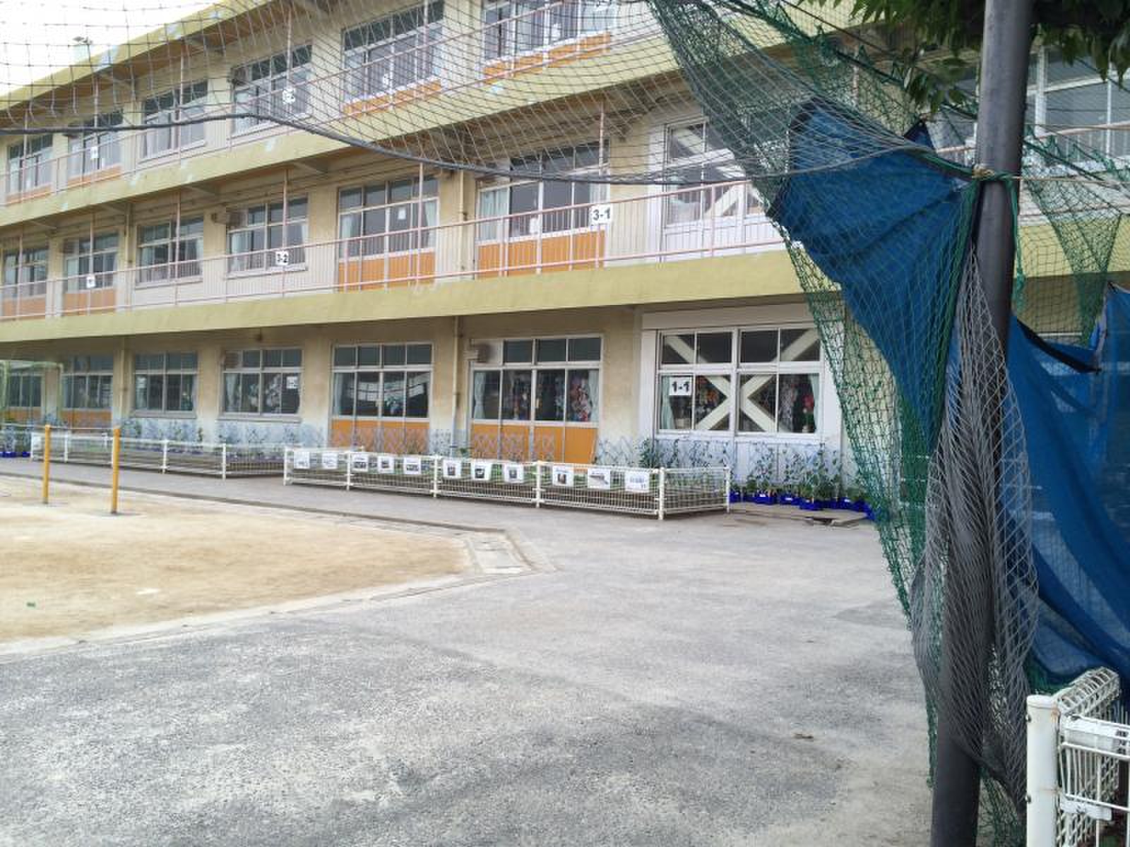川口 市立 仲町 小学校