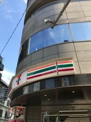 セブンイレブン　神田専大通り店