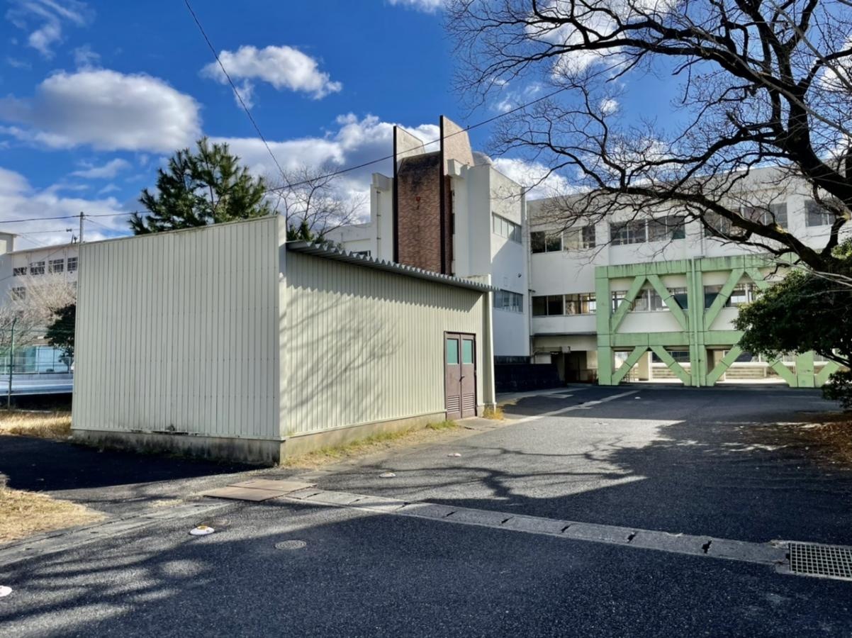 亀山東小学校