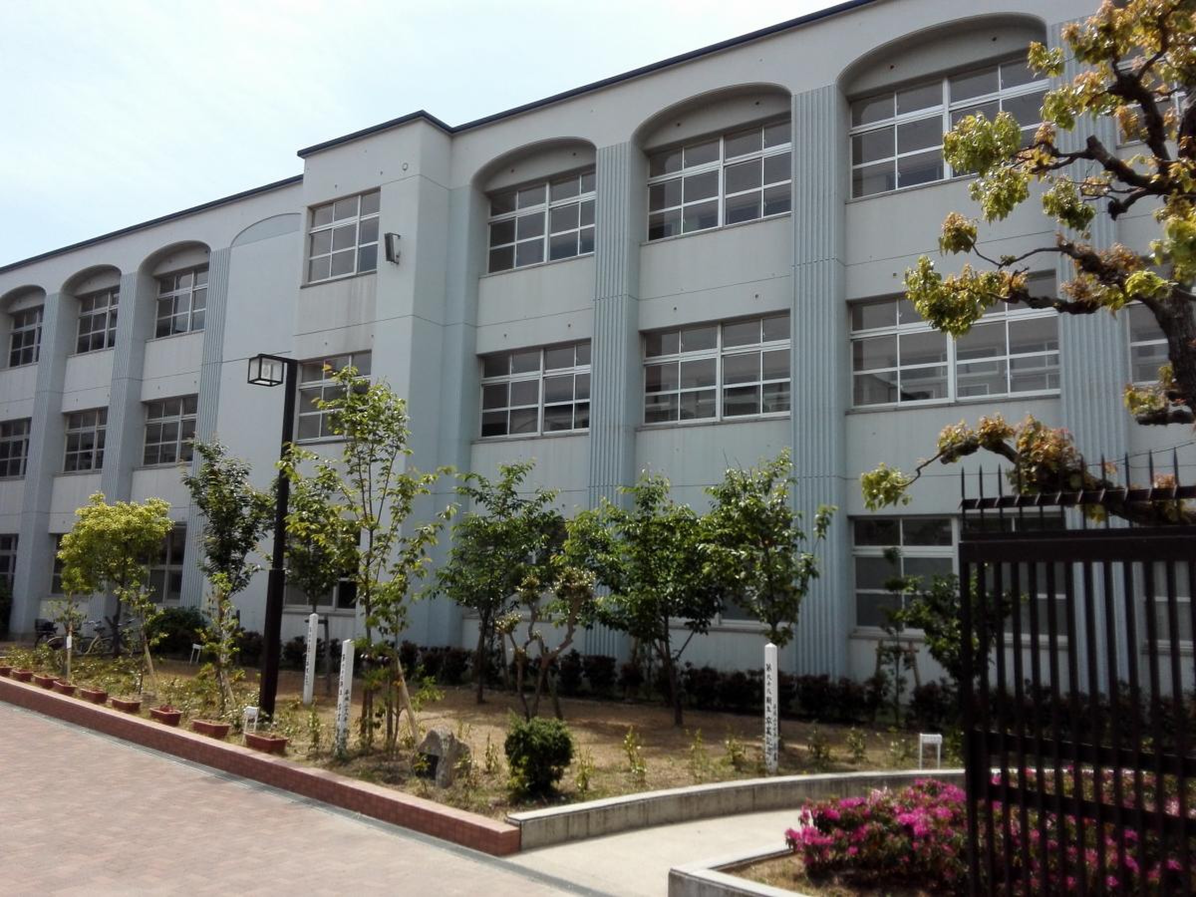 大阪 市立 文の里 中学校