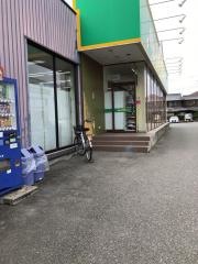 ザ・ダイソー＆アオヤマ　西神戸店