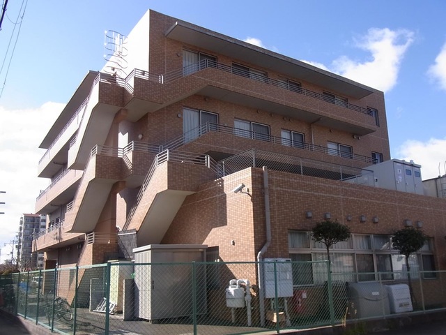 特別養護老人ホーム百楽荘 施設外観