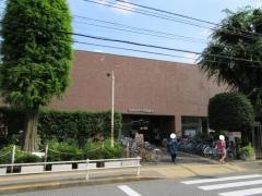 西東京市中央図書館
