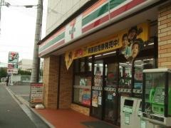 セブンイレブン　京都外大前店