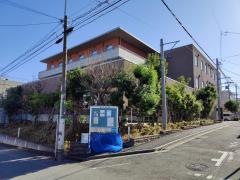医療法人社団健育会　介護老人保健施設　ライフサポートひなた