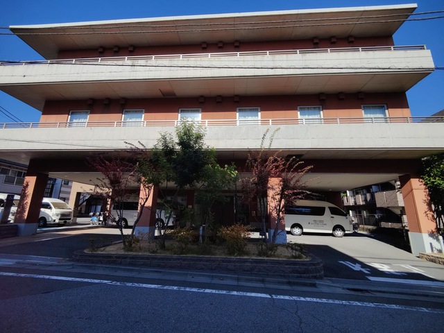 医療法人社団健育会　介護老人保健施設　ライフサポートひなた