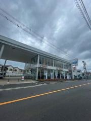 トヨタカローラ新大阪南平台店