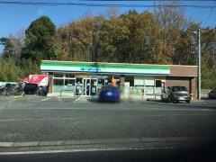 ファミリーマート　千葉茂呂町店