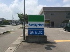ファミリーマート　富山石坂店