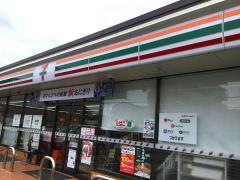 セブンイレブン　名古屋小碓4丁目店