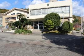 姫路市立大白書中学校