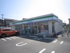 ファミリーマート　久喜東店