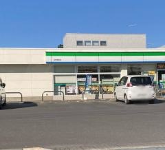 ファミリーマート　佐野富岡店