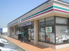 セブンイレブン　成田吉岡店