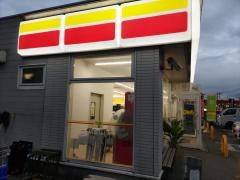 デイリーヤマザキ　厚木中依知店