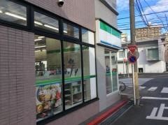 ファミリーマート　西平台店