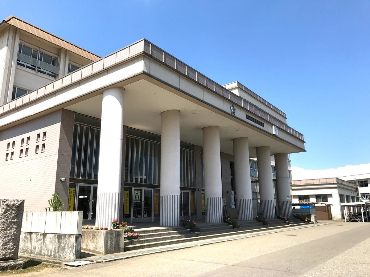 旭岡中学校