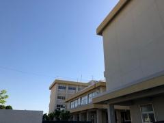 南輝小学校