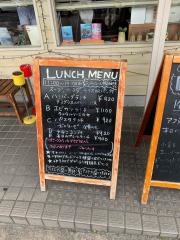 Ｃａｆｅ＆Ｂａｒ・ドゥース（Ｄｏｕｃｅ）