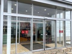ユニクロ　新津店