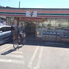 セブンイレブン　湯河原サンサン通り店