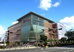 イオン　鶴見緑地店