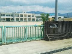 南吉井小学校