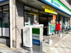 ファミリーマート　大東野崎店