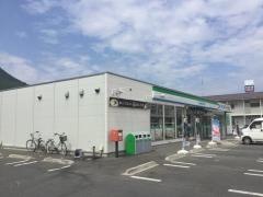 ファミリーマート　石巻流留店