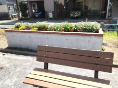 「丸山町公園」バス停留所