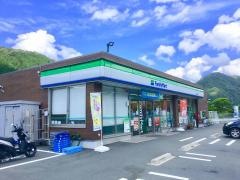 ファミリーマート　新城玖老勢店