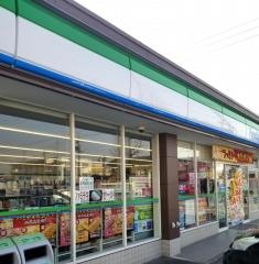 ファミリーマート　豊田大林町店