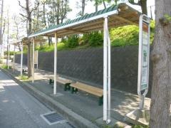 「片瀬中学校前」バス停留所