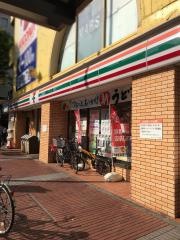 セブンイレブン　横浜イセザキモール店