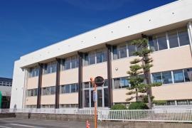 中央小学校