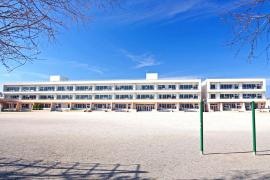 中央小学校