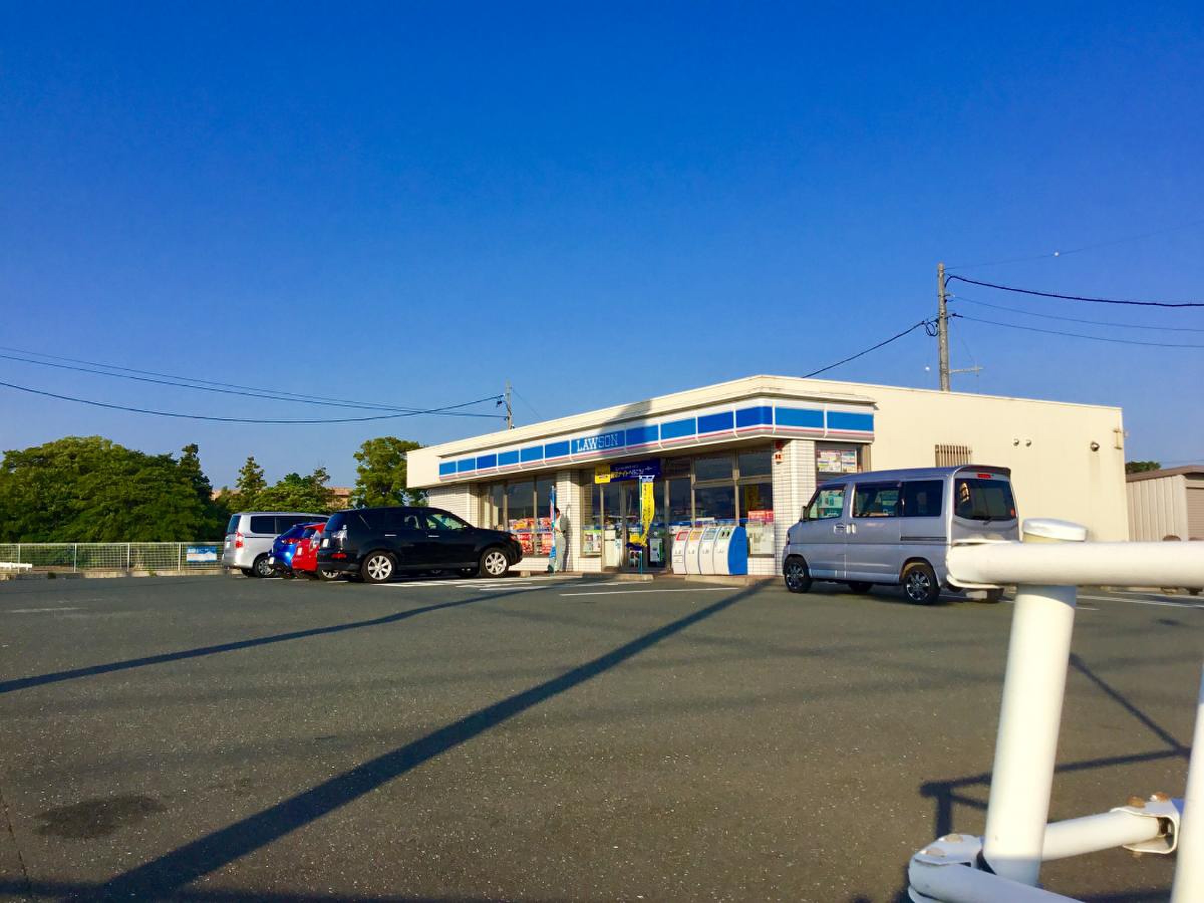 ローソン 豊川 森 店