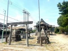 宝神社