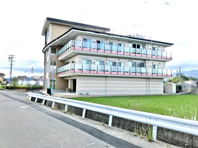 カナリヤの家　大門
