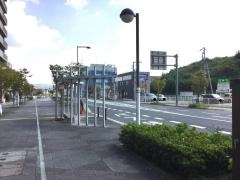 「精華町役場(東)」バス停留所