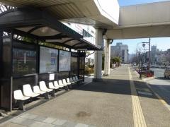 「宮跡庭園」バス停留所