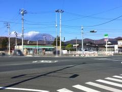 ファミリーマート　滝沢市役所前店